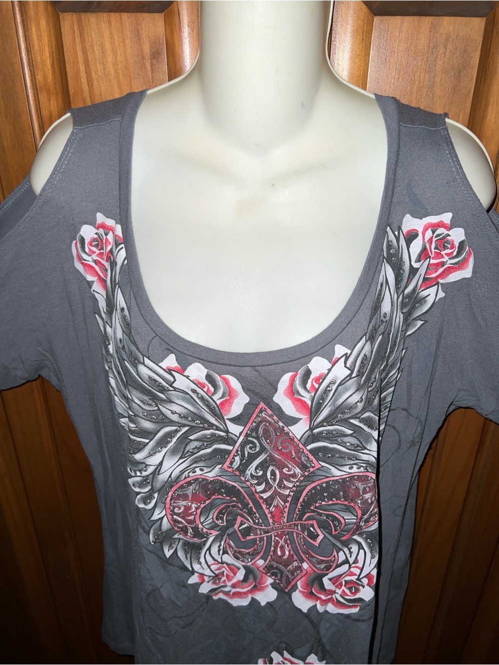Appropriate Behavior top - Picture 5 of 8